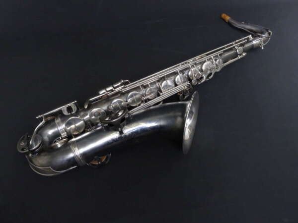 Tenor Saxofon Conn Black Pearl Serie III